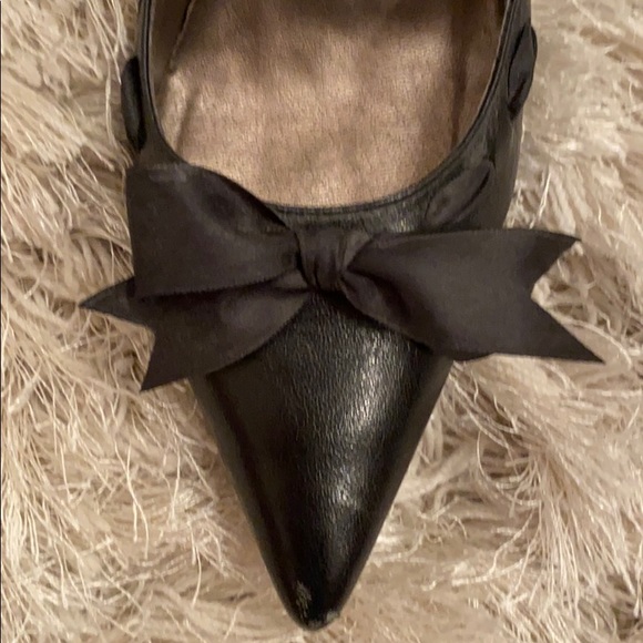 Black BCBG High Heels - Picture 4 of 5